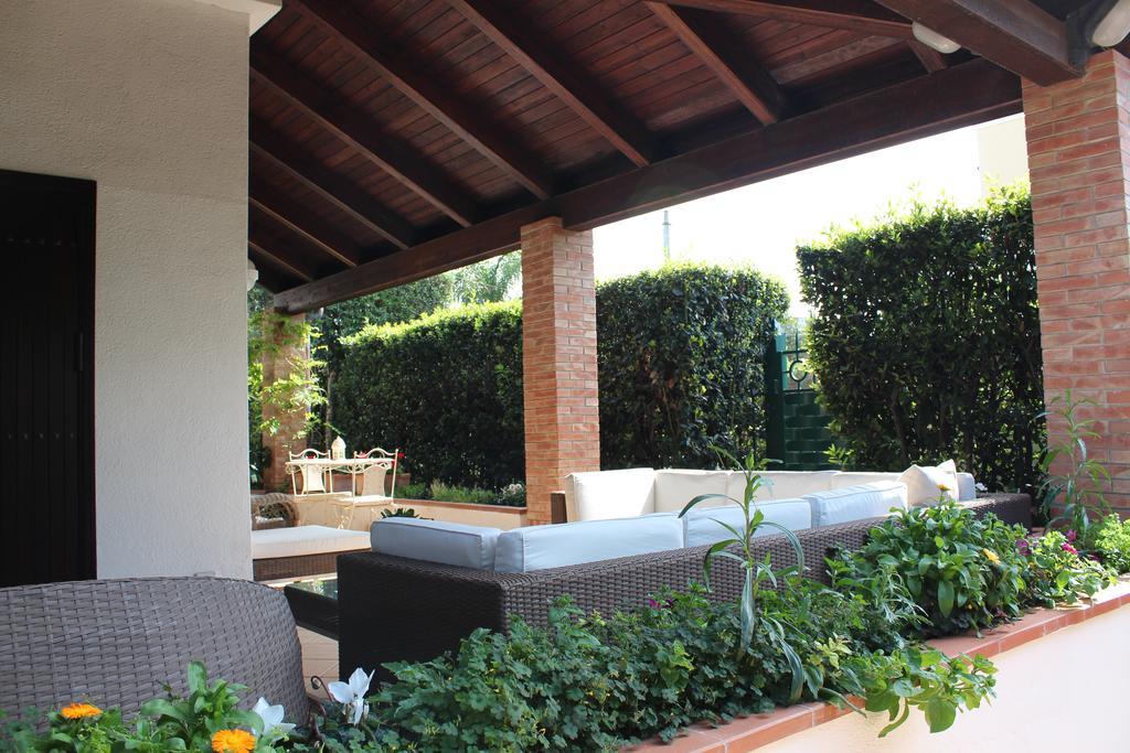 B&B Casa Chinaski Mondello Ngoại thất bức ảnh