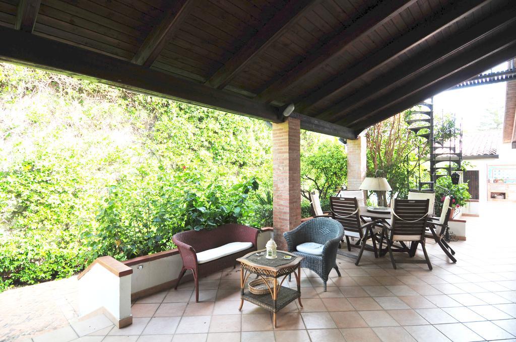 B&B Casa Chinaski Mondello Ngoại thất bức ảnh