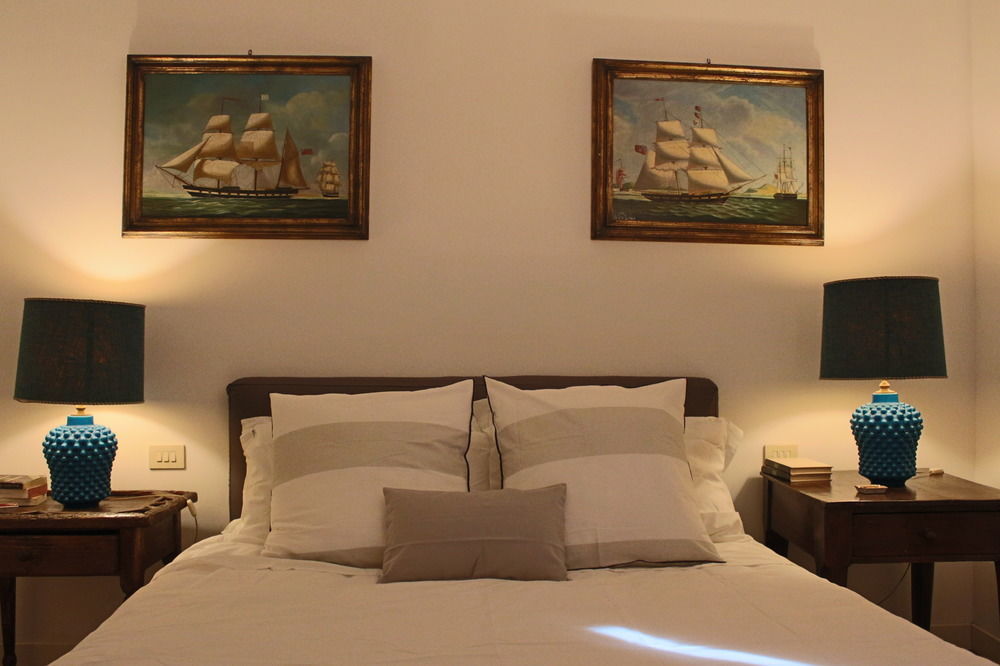 B&B Casa Chinaski Mondello Ngoại thất bức ảnh